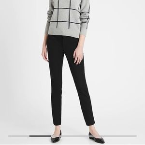 banana republic // black sloan skinny pant petite 0